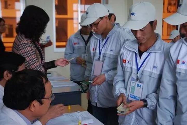 Xu hướng Ai bảo mặc váy đen mùa hè là: Hotspot Matrix tiết lộ bí quyết video viral